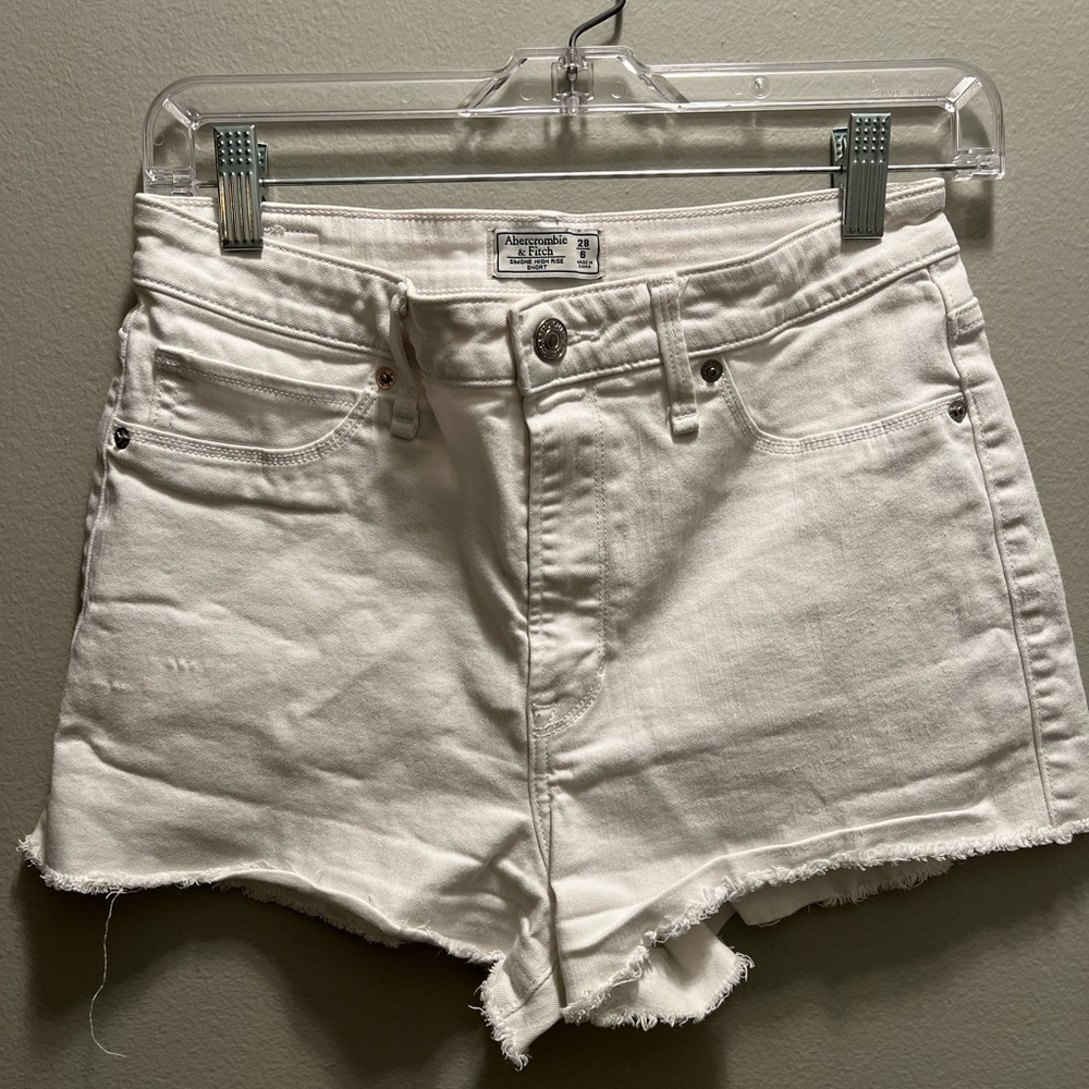 Abercrombie & Fitch Simone High Rise Short size 28